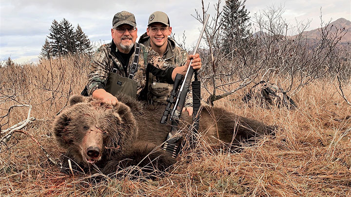 members-hunt-kinship-on-kodiak_lead.jpg