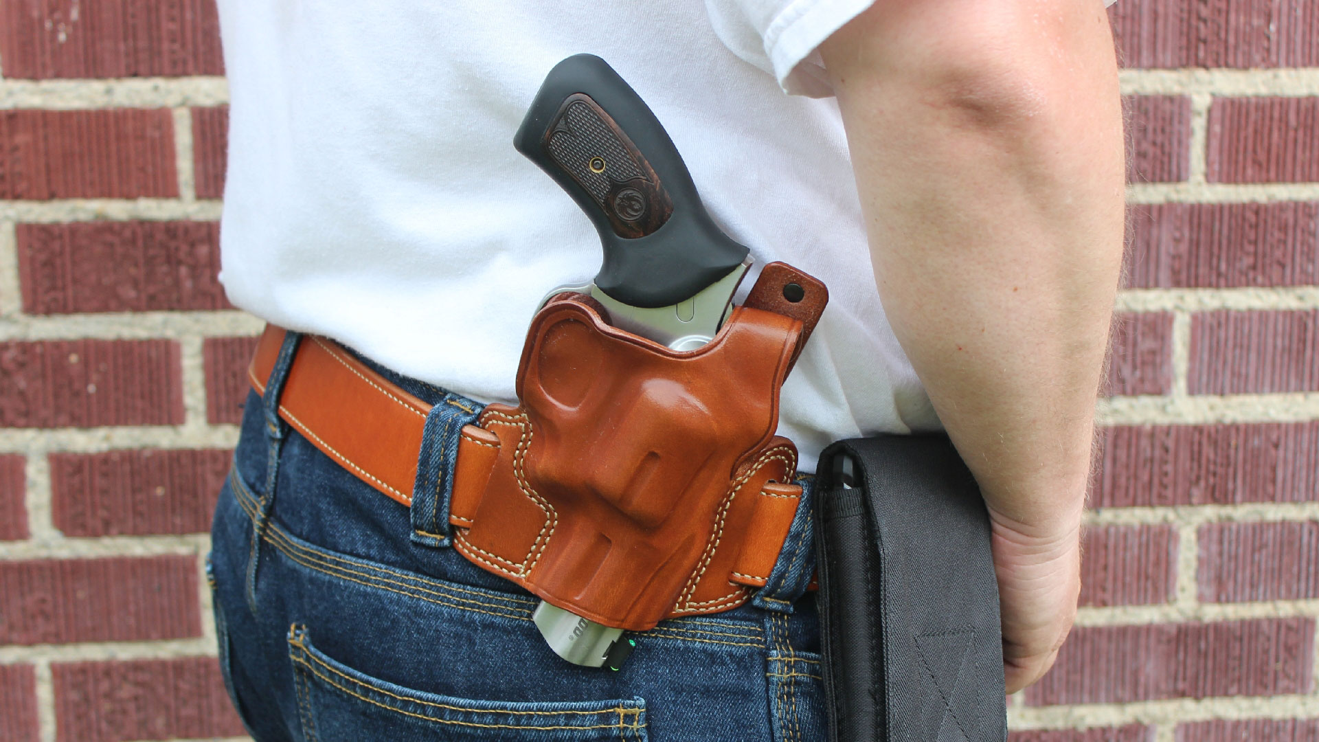 001 4BBT Holster 01