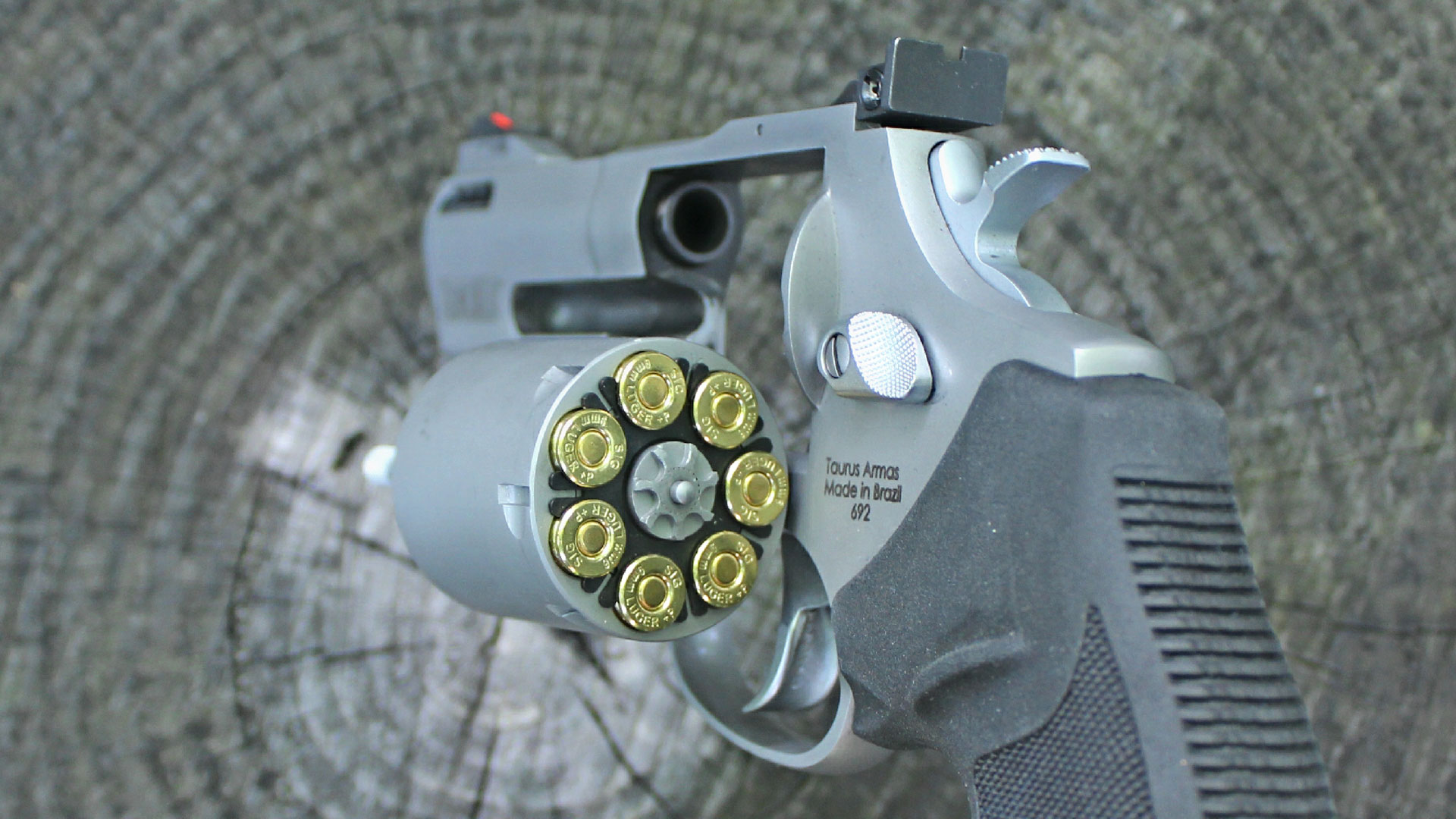 Taurus 692 loaded with 9mm