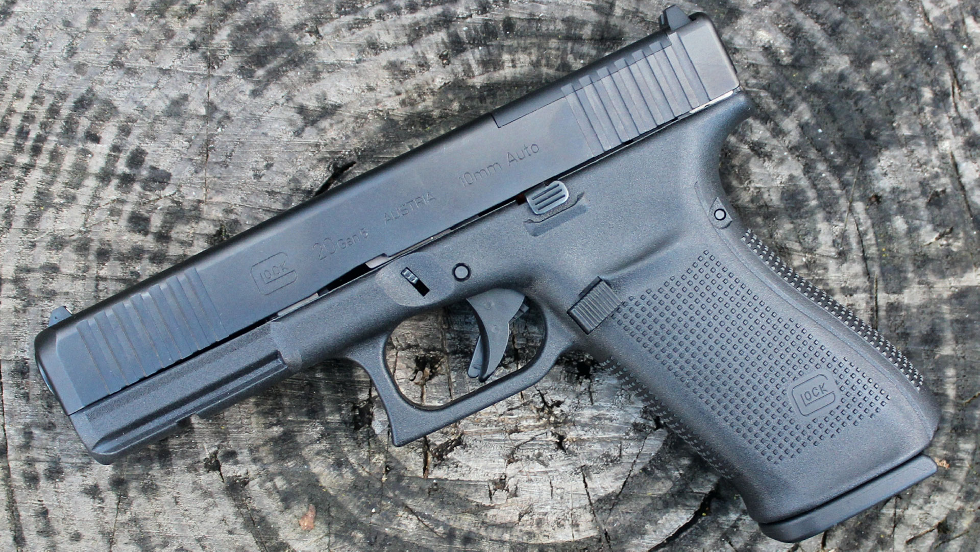 Are Polymer-Framed 10mm Pistols the “Next Gen” Trail Gun? | An