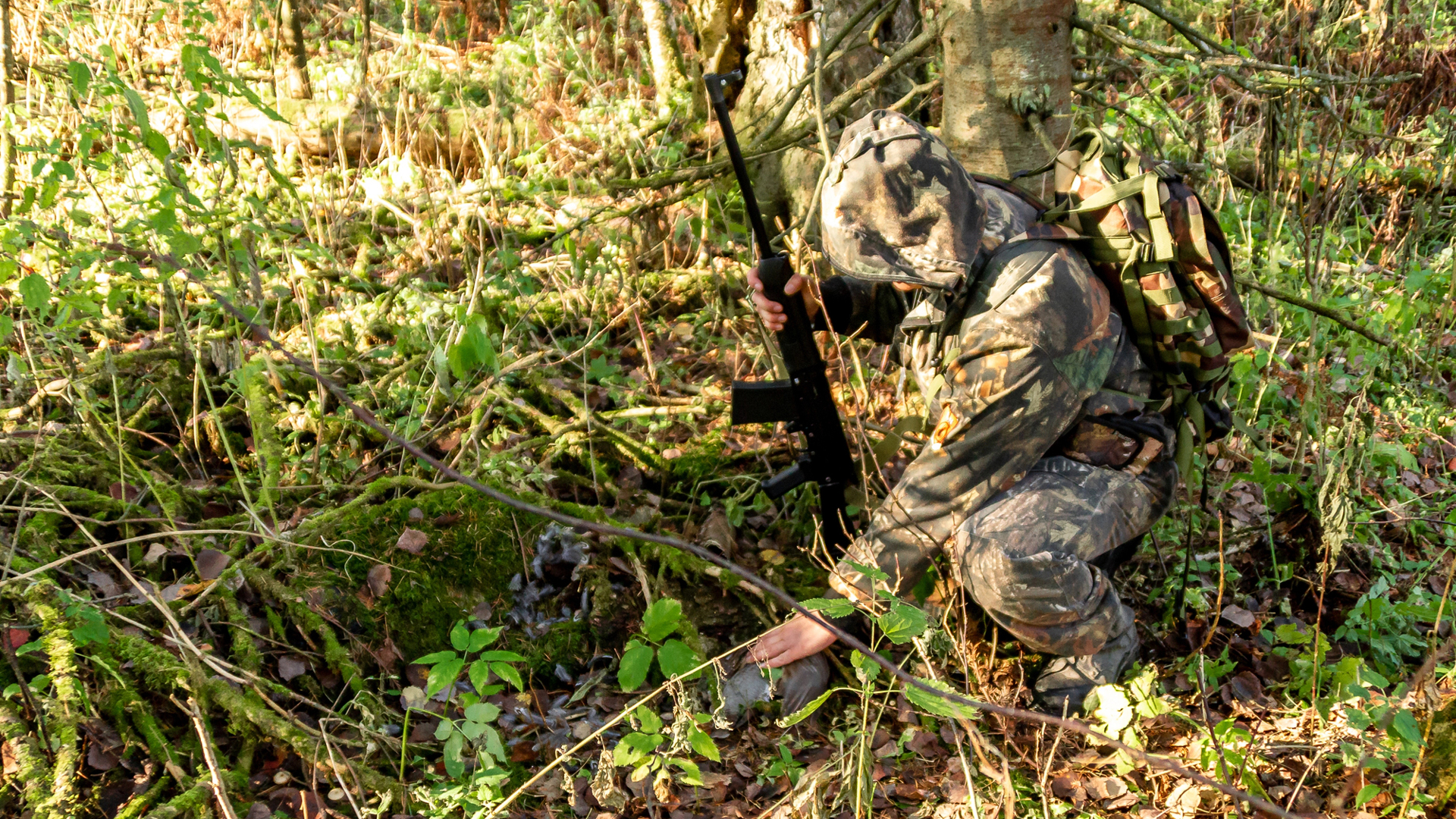 Example Of Blending In With Your Surroundings Camo